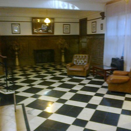 Hotel Plaza Tres Arroyos Ngoại thất bức ảnh
