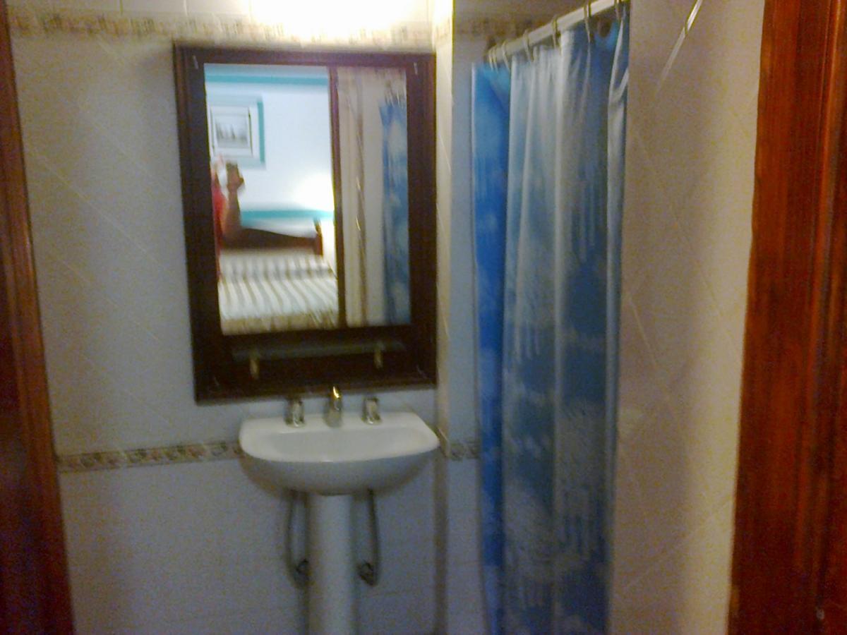 Hotel Plaza Tres Arroyos Ngoại thất bức ảnh